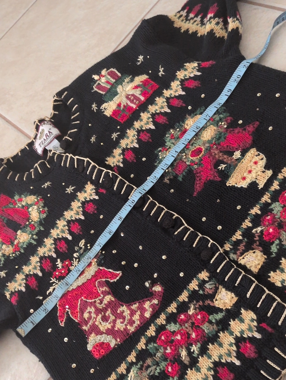 Vintage Tiara International Black & Gold Christmas Cardigan Size Large - Picture 5 of 7